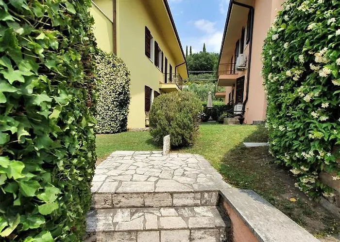 Nido Dell'arte - Regarda Travel Lägenhet